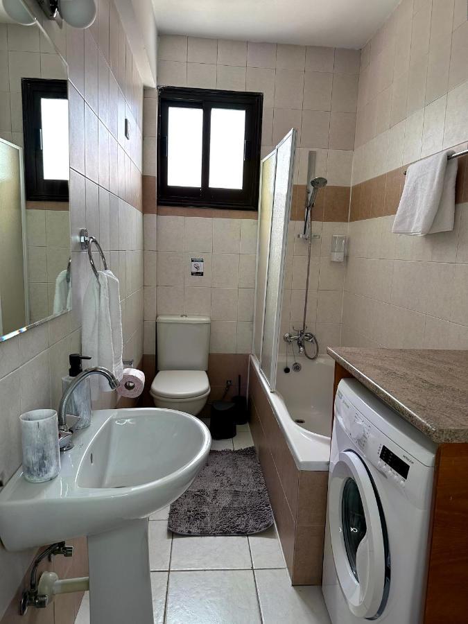 The Serenity Bungalow Anarita Bagian luar foto